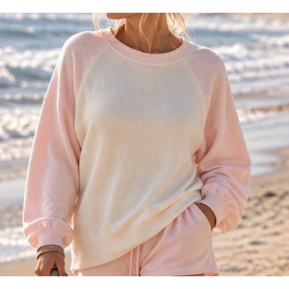 Daily Drills Thermal Resort Crew Cupid + Cream Size M/L NWT
